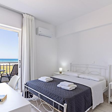 Azure Seaside Apts Magnisía Zewnętrze zdjęcie