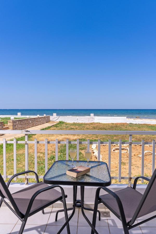 Azure Seaside Apts Magnisía Zewnętrze zdjęcie