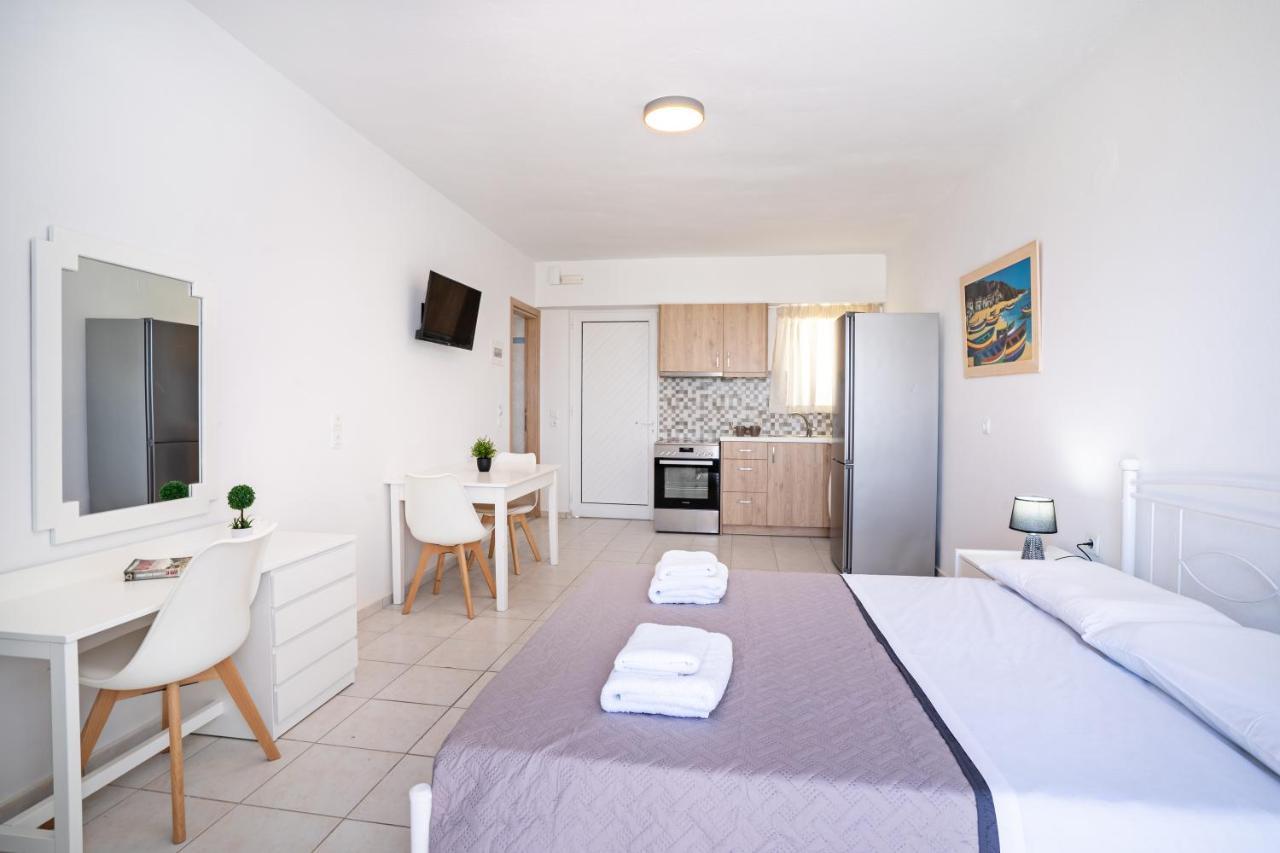 Azure Seaside Apts Magnisía Zewnętrze zdjęcie