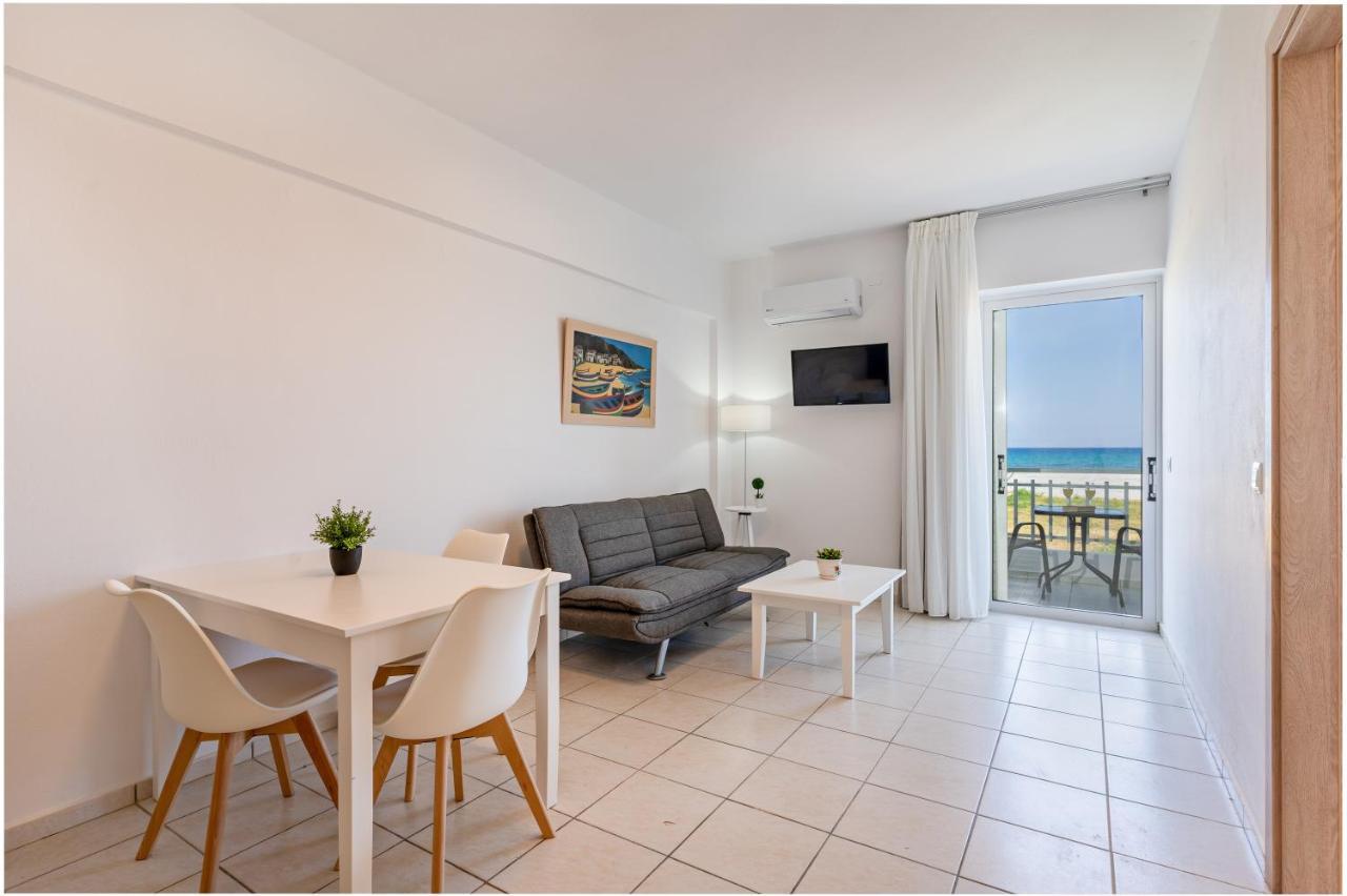 Azure Seaside Apts Magnisía Zewnętrze zdjęcie